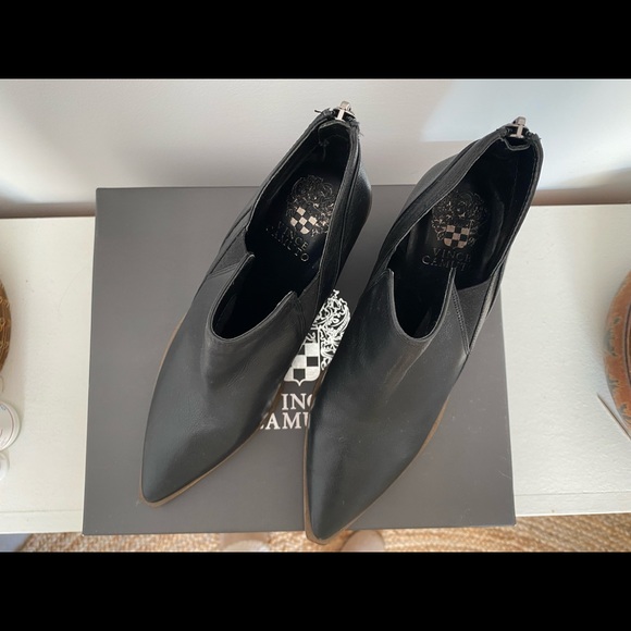 New in Box Vince Camuto Gradina Ankle Boots 9 - Picture 9 of 10